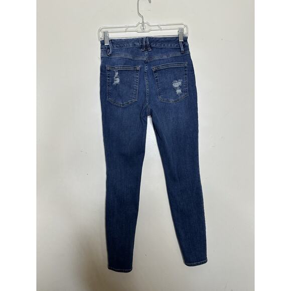 Good American Good Legs Mid Rise Skinny Jeans Sz 6/28 Medium Wash Light Distress - Picture 6 of 11